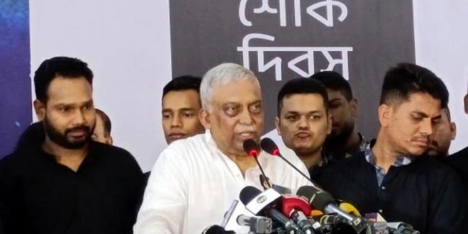 বাসে কারা আগুন দিয়েছে জনগণ তাদের চিনে ফেলেছে : স্বরাষ্ট্রমন্ত্রী