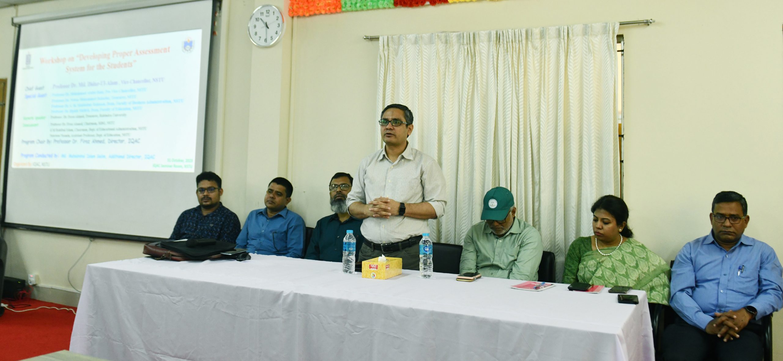 নোবিপ্রবিতে শিক্ষকবৃন্দদের নিয়ে দিনব্যাপী কর্মশালা অনুষ্ঠিত