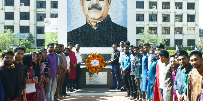 নোবিপ্রবিতে জাতীয় কৃষি দিবস উপলক্ষে ল্যাব উদ্বোধন ও বঙ্গবন্ধু ম্যুরালে পুষ্পস্তবক অর্পণ