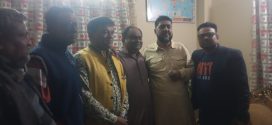 ঝিনাইদহ দুই আসনের নৌকার মনোনীত প্রার্থীর সাথে ১০ নং হরিশঙ্করপুর ইউপি চেয়ারম্যান খন্দকার ফারুকুজ্জামান ফরিদ এর মত বিনিময়