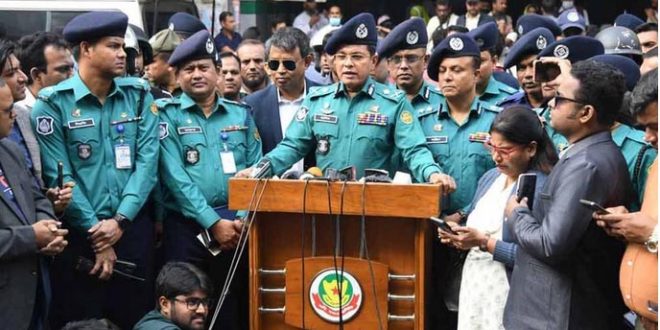 হরতাল-অবরোধকারীরাই ট্রেনে আগুন দিয়েছে : ডিএমপি কমিশনার