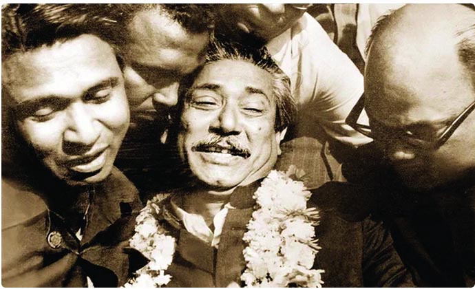 এই দিনে স্বাধীন বাংলায় ফিরেছিলেন বঙ্গবন্ধু