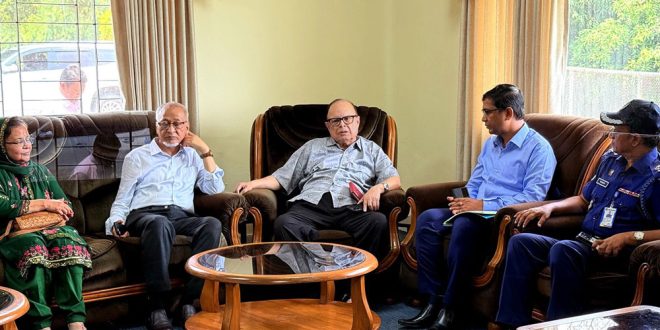 যথেষ্ট খাদ্যশস্য মজুদ রয়েছে : খাদ্য উপদেষ্টা