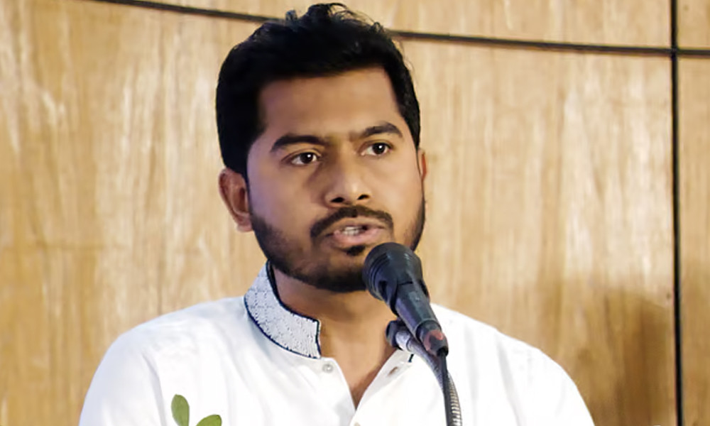 ‘দেড়শ কোটি টাকা লোপাট করেছে, আহা বিপ্লব-আহা চেতনা!’