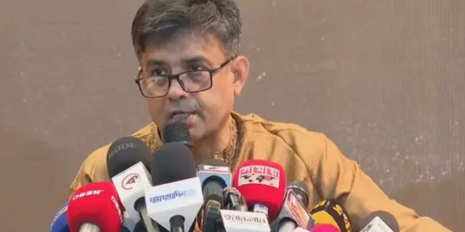 দেশের বাইরে আওয়ামী লীগের কার্যক্রমে নজর রাখছে সরকার : প্রেসসচিব দেশের বাইরে আওয়ামী লীগের কার্যক্রমে নজর রাখছে সরকার : প্রেসসচিব