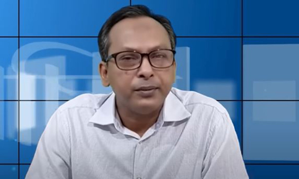 একজন উপদেষ্টাকে রাত ৪টায় বের হতে হয় চাঁদাবাজিতে : মঞ্জুরুল আলম পান্না