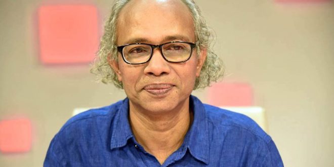 নির্বাচন করলে সরকার থেকে আগেই সরে আসতে হবে : নুরুল কবির
