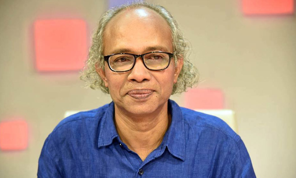 নির্বাচন করলে সরকার থেকে আগেই সরে আসতে হবে : নুরুল কবির