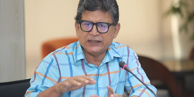 বাংলাদেশ এগিয়ে যাচ্ছে, এ বয়ান ফেলে দিতে হবে