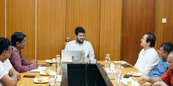 তথ্য উপদেষ্টার সঙ্গে বাংলাদেশ সেক্রেটারিয়েট রিপোর্টার্স ফোরামের সাক্ষাৎ