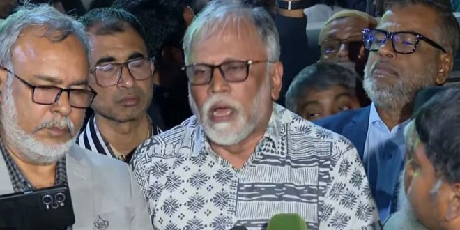 আশার গল্প শোনানোর মতো পরিস্থিতি নেই, হাদির অবস্থা প্রসঙ্গে বিশেষ সহকারী