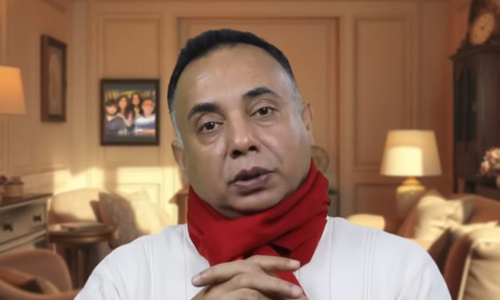 মব, ভীতি ও অনিশ্চয়তার খবর আরো ঘন হচ্ছে : জিল্লুর রহমান
