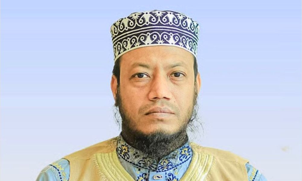 আমির হামজার বিরুদ্ধে গ্রেপ্তারি পরোয়ানা