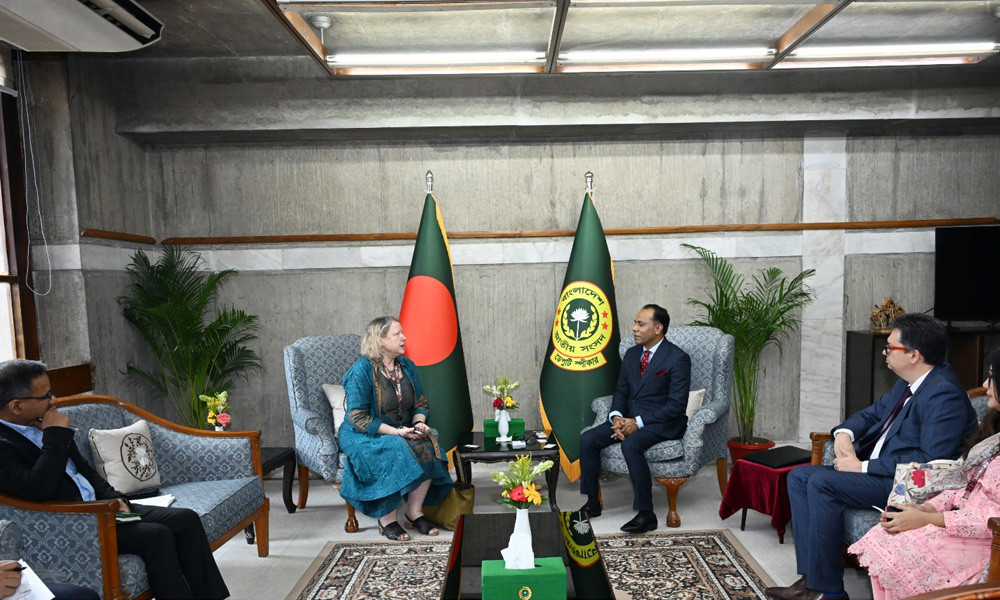 ভুল তথ্য ছড়িয়ে বিশৃঙ্খলা সৃষ্টি মতপ্রকাশের স্বাধীনতা নয় : ডেপুটি স্পিকার