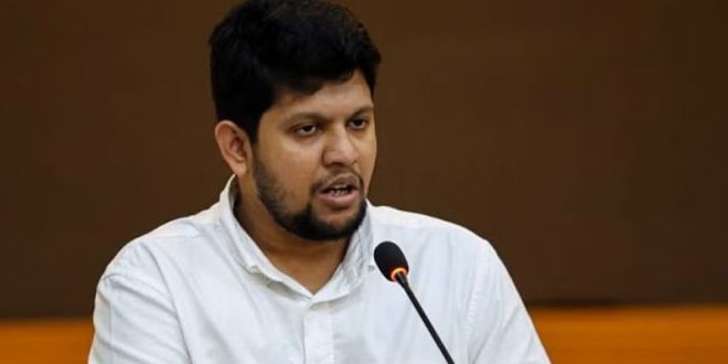 ‘আওয়ামীলীগ ব্যাক করেছে’ মাহফুজ আলমের চাঞ্চল্যকর ফেসবুক পোস্ট ‘আওয়ামীলীগ ব্যাক করেছে’ মাহফুজ আলমের চাঞ্চল্যকর ফেসবুক পোস্ট