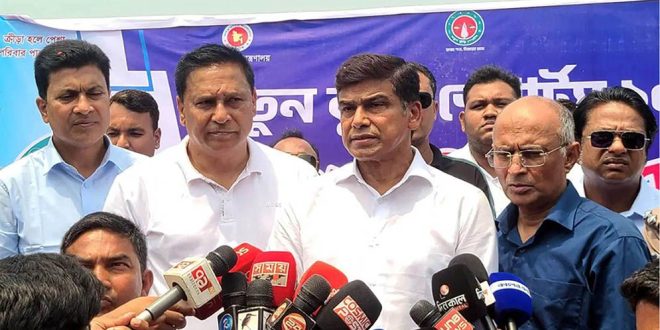তিস্তা মহাপরিকল্পনা বাস্তবায়ন হবে, তবে ধৈর্য ধরতে হবে: প্রতিমন্ত্রী ফরহাদ