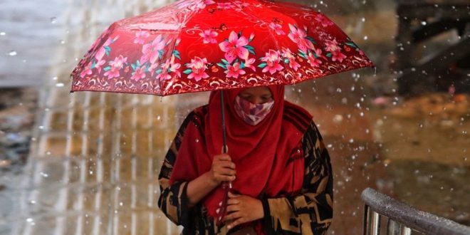 দুপুরের মধ্যে যেসব জেলায় বজ্রবৃষ্টির আভাস