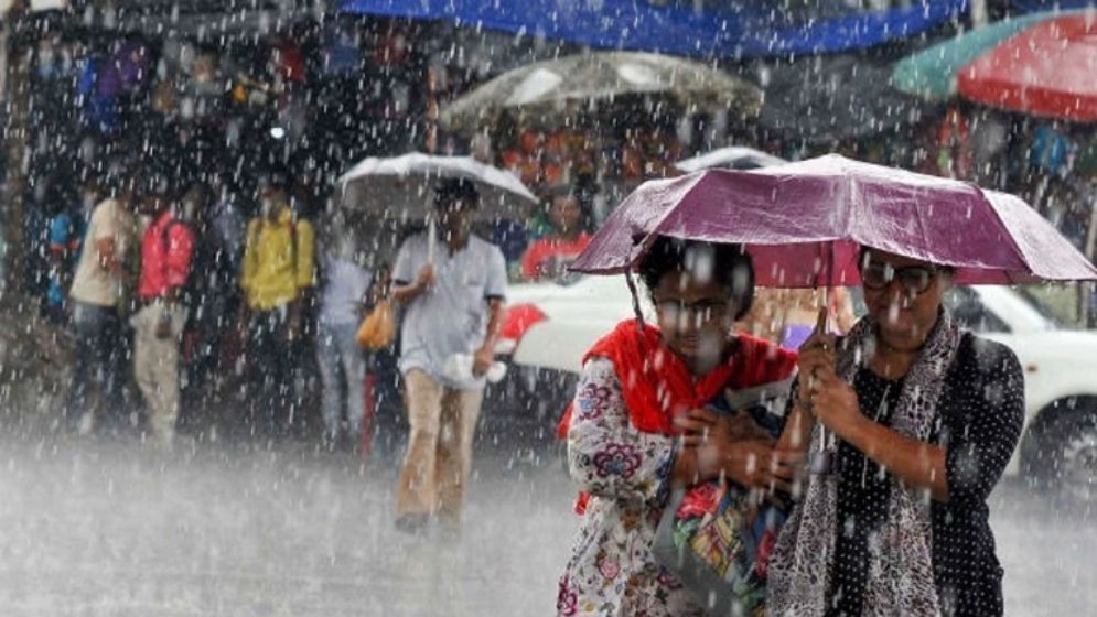 দুপুরের মধ্যে যেসব জেলায় বজ্রবৃষ্টির আভাস