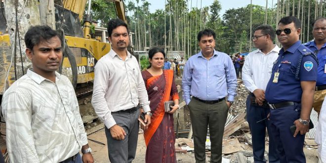 পাউবোর ১ কি.মি. খালের অবৈধ স্থাপনা উচ্ছেদ: ৩ কোটি টাকার সম্পত্তি পুনরুদ্ধার