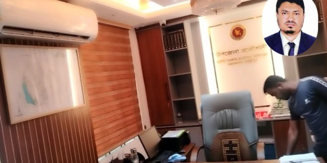 উপজেলা এলজিইডি’র প্রকৌশলী এসি চালু রেখে কর্মস্থল ত্যাগ: সরকারি ফোন ফরওয়ার্ড স্ত্রীর নাম্বারে উপজেলা এলজিইডি’র প্রকৌশলী এসি চালু রেখে কর্মস্থল ত্যাগ: সরকারি ফোন ফরওয়ার্ড স্ত্রীর নাম্বারে