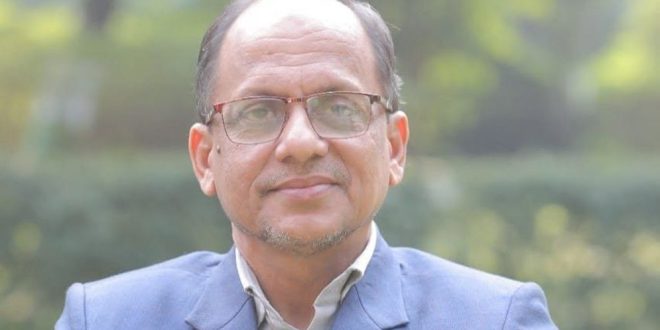 বেতন বৃদ্ধির সমান্তরালে দুর্নীতি দমনেও কঠোর হতে হবে: মুনীর চৌধুরী বেতন বৃদ্ধির সমান্তরালে দুর্নীতি দমনেও কঠোর হতে হবে: মুনীর চৌধুরী