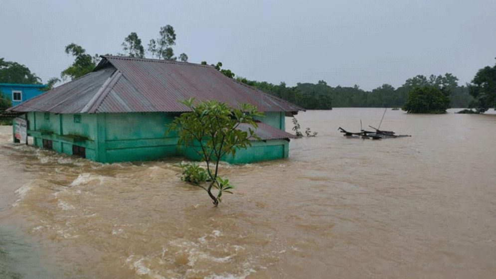 চার জেলায় বন্যার আভাস