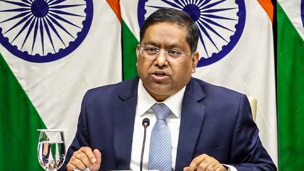 উপদেষ্টা ডা. জাহেদের ফিরে আসা নিয়ে যা বলল ভারত