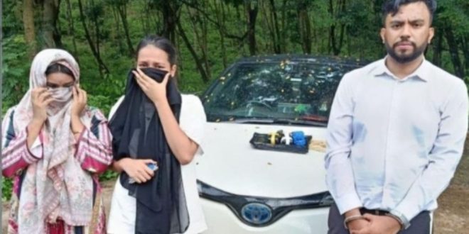 স্বরাষ্ট্র মন্ত্রণালয়ের স্টিকার লাগানো প্রাইভেটকারে মিলল ৬ হাজার ইয়াবা