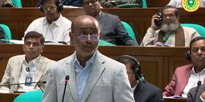 এক টাকায় বিচার বিভাগ চললে দেশ পুলিশি রাষ্ট্র হয়ে যাবে: আইনমন্ত্রী