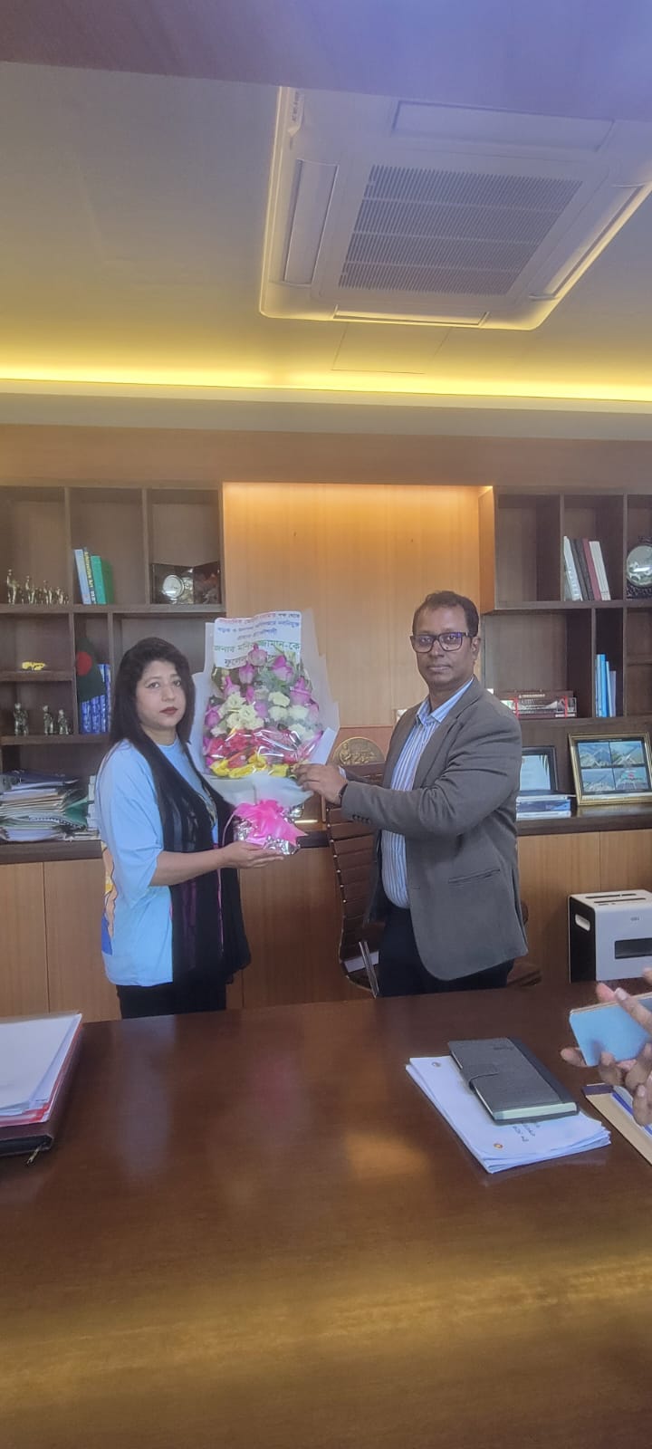 গুণগত পরিবর্তন ও কাজের গতি বাড়ানোর লক্ষ্যে সওজের হাল ধরলেন মনিরুজ্জামান অধিদপ্তরে নতুন প্রাণচাঞ্চল্য