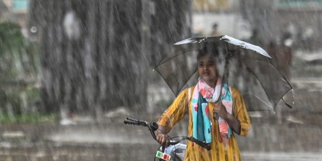 ঢাকাসহ যেসব অঞ্চলে বজ্রবৃষ্টির আভাস