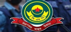 আ.লীগ নেতা জসিমের মুক্তিতে ডিসিকে ২৭ লাখ// ‘সবাই জানে কে কীভাবে বের হচ্ছে, এটা নিয়ম হয়ে গেছে’
