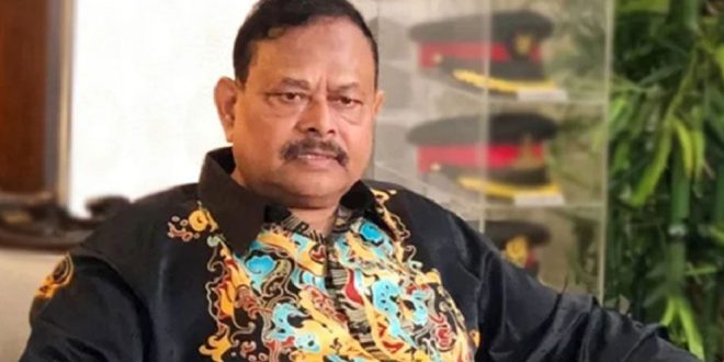 সাবেক সেনাপ্রধান আজিজকে ফেরাতে ইন্টারপোলে রেড নোটিশ জারির আবেদন